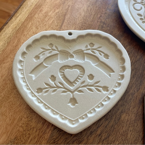 Cookie Press Stoneware Pampered Chef ‘92 & Unbranded Vintage Valentine Easter - Picture 3 of 9